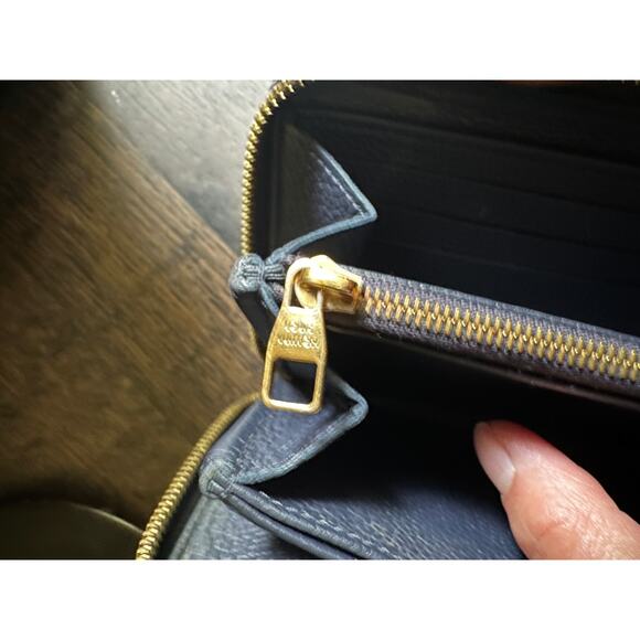 VINTAGE LOUIS VUITTON NAVY W/RED STRIPE EMPREINTE ZIP AROUND WALLET - Picture 8 of 13